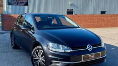 Used 2018 VW Golf VII SE Hatchback | £10,395 (Fair price)