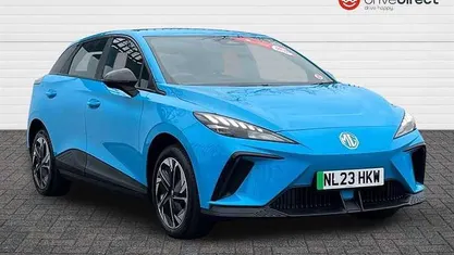 Used MG MG4 EV SE 125 kW (170 HP) 2023 Blue Hatchback