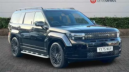 Black New 2025 Hyundai Santa Fe SUV | £49,501 (Fair price)