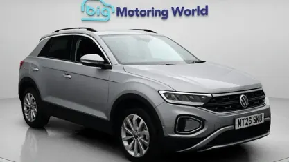 New VW T-Roc Match 116 HP (85 kW) 2025 Silver SUV
