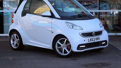 Used Smart ForTwo Cabrio Edition #1 71 HP (52 kW) 2013 White Cabriolet