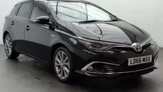 Used 2016 Toyota Auris Hybrid Hatchback | £12,800 (Fair price)