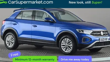 Begagnad VW T-Roc Life 110 HK (80 kW) 2023 Blå SUV