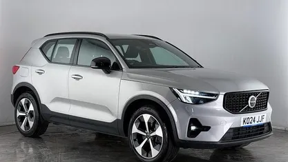 Used 2025 Volvo XC40 Plus SUV | £30,050 (Fair price)