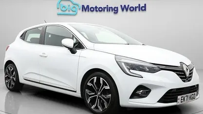 Used 2022 Renault Clio V Version S Hatchback | £12,050 (Fair price)