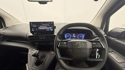 Used Toyota Proace City City 102 HP (75 kW) 2026 MPV