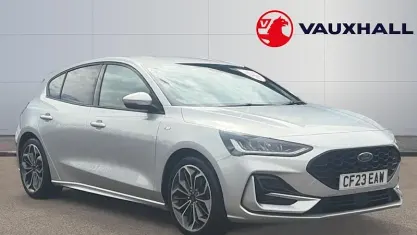 Used Ford Focus ST-Line X 125 HP (91 kW) 2023 Silver Hatchback