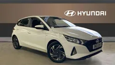 White Used 2021 Hyundai i20 SE Hatchback | £12,955 (Fair price)