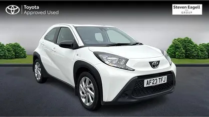 Used Toyota Aygo X PURE 72 HP (52 kW) 2025 SUV