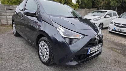 Gebraucht Toyota Aygo X-play 72 PS (52 kW) 2020 Kleinwagen