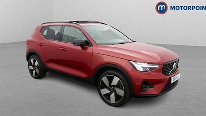 Begagnad Volvo XC40 Ultimate 262 HK (192 kW) 2023 Röd SUV
