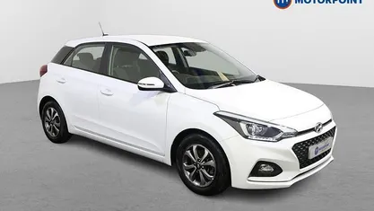Used Hyundai i20 SE 101 HP (74 kW) 2019 White Hatchback
