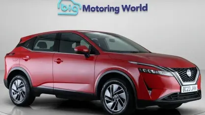 Used Nissan Qashqai Acenta Premium 140 HP (102 kW) 2023 Red SUV