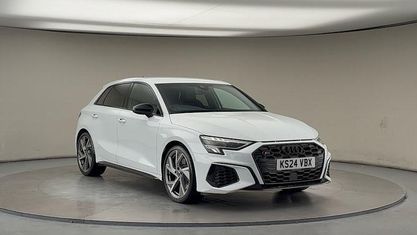 Begagnad Audi S3 Sportback Black Edition 310 HK (228 kW) 2024 Vit Halvkombi