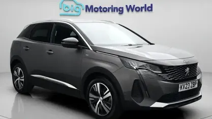 Used Peugeot 3008 Allure+ 300 HP (220 kW) 2023 Grey SUV