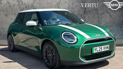 Used Mini Cooper Exclusive 135 kW (184 HP) 2026 Hatchback