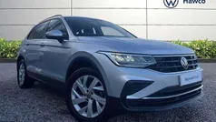 Silver Used 2021 VW Tiguan Life SUV | £20,295 (Fair price)
