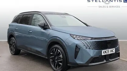 Used 2025 Peugeot 5008 GTi Estate | £27,975 (Fair price)