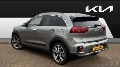 Używany Kia Niro 141 KM (103 kW) 2022 Szary SUV
