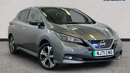 Usado Nissan Leaf N-Connecta 160 kW (218 HP) 2021 Cinzento Citadino