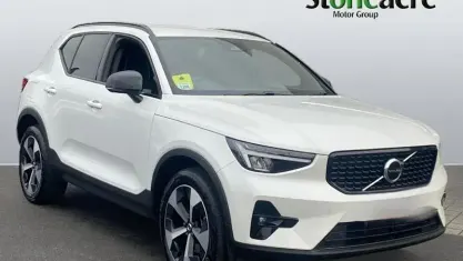 New Volvo XC40 Plus 163 HP (119 kW) 2027 White SUV