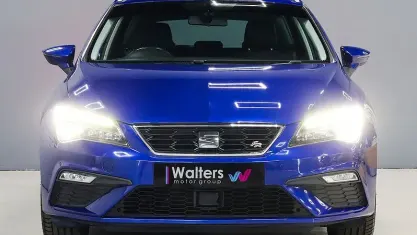 Used Seat Leon FR 150 HP (110 kW) 2017 Blue Estate