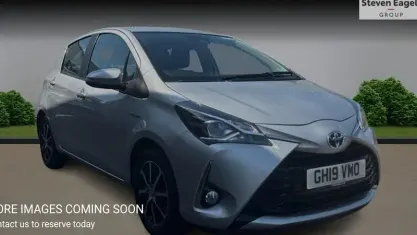 Used Toyota Yaris Hybrid 101 HP (74 kW) 2019 Hatchback