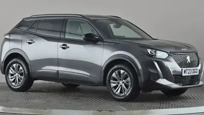 Używany Peugeot 2008 Active+ 101 KM (74 kW) 2023 Szary SUV