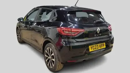Used Renault Clio Evolution 90 HP (66 kW) 2023 Black Hatchback