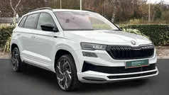 Moon white metallic Used 2025 Skoda Karoq SportLine SUV | £30,000 (Fair price)