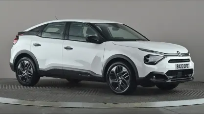 Used Citroën C4 PureTech 101 HP (74 kW) 2023 White SUV