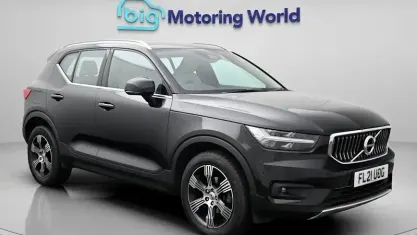 Usado Volvo XC40 Inscription 163 HP (119 kW) 2021 Preto SUV