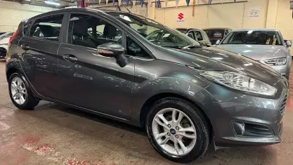 Used Ford Fiesta Zetec 82 HP (60 kW) 2017 Grey Hatchback