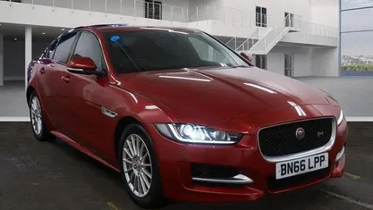 Used Jaguar XE R-Sport 163 HP (119 kW) 2019 Sedan