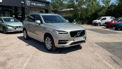 Used Volvo XC90 Momentum 235 HP (172 kW) 2019 SUV