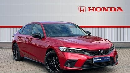 Używany Honda Civic Hybrid 143 KM (105 kW) 2025 Czerwony Hatchback