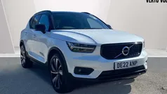 White Used 2022 Volvo XC40 R-Design Pro SUV | £27,583 (Fair price)