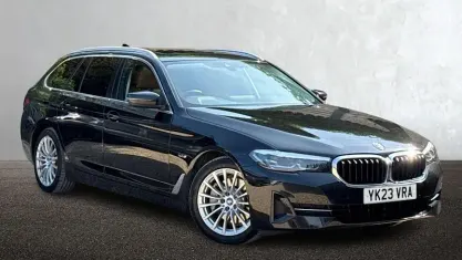 Begagnad BMW 530e 292 HK (214 kW) 2023 Kombi