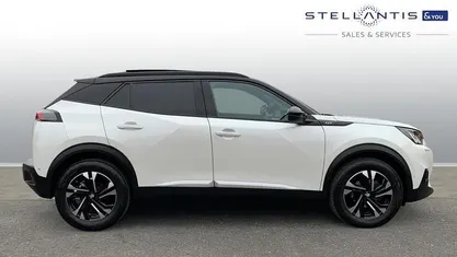 Used Peugeot 2008 GT 131 HP (96 kW) 2022 Yellow SUV