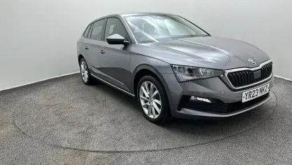 Begagnad Skoda Scala SE L 110 HK (80 kW) 2023 Grå Halvkombi
