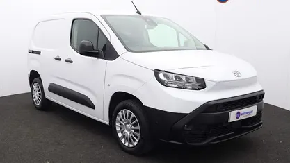 Used Toyota Proace City City 102 HP (75 kW) 2026 MPV