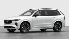 Denim blue New 2025 Volvo XC90 Plus SUV | £73,995 (Fair price)