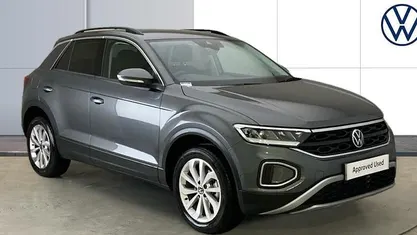 Used 2025 VW T-Roc Match SUV | £24,554 (Fair price)