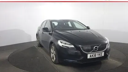 Used Volvo V40 Inscription 120 HP (88 kW) 2018 Black Hatchback