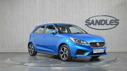Used MG MG3 Excite 106 HP (77 kW) 2023 Blue Hatchback