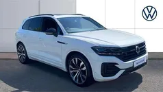 White Used 2022 VW Touareg Black Edition SUV | £45,453 (Fair price)