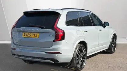 Gebraucht Volvo XC90 Ultra 250 PS (183 kW) 2025 SUV
