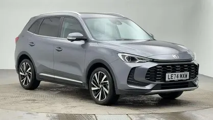 Used 2025 MG ZS Trophy Hatchback | £17,890 (Fair price)