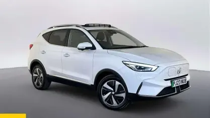 Usado MG ZS Trophy 114 kW (156 HP) 2023 SUV