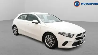 Begagnad Mercedes A180 Executive 116 HK (85 kW) 2020 Halvkombi